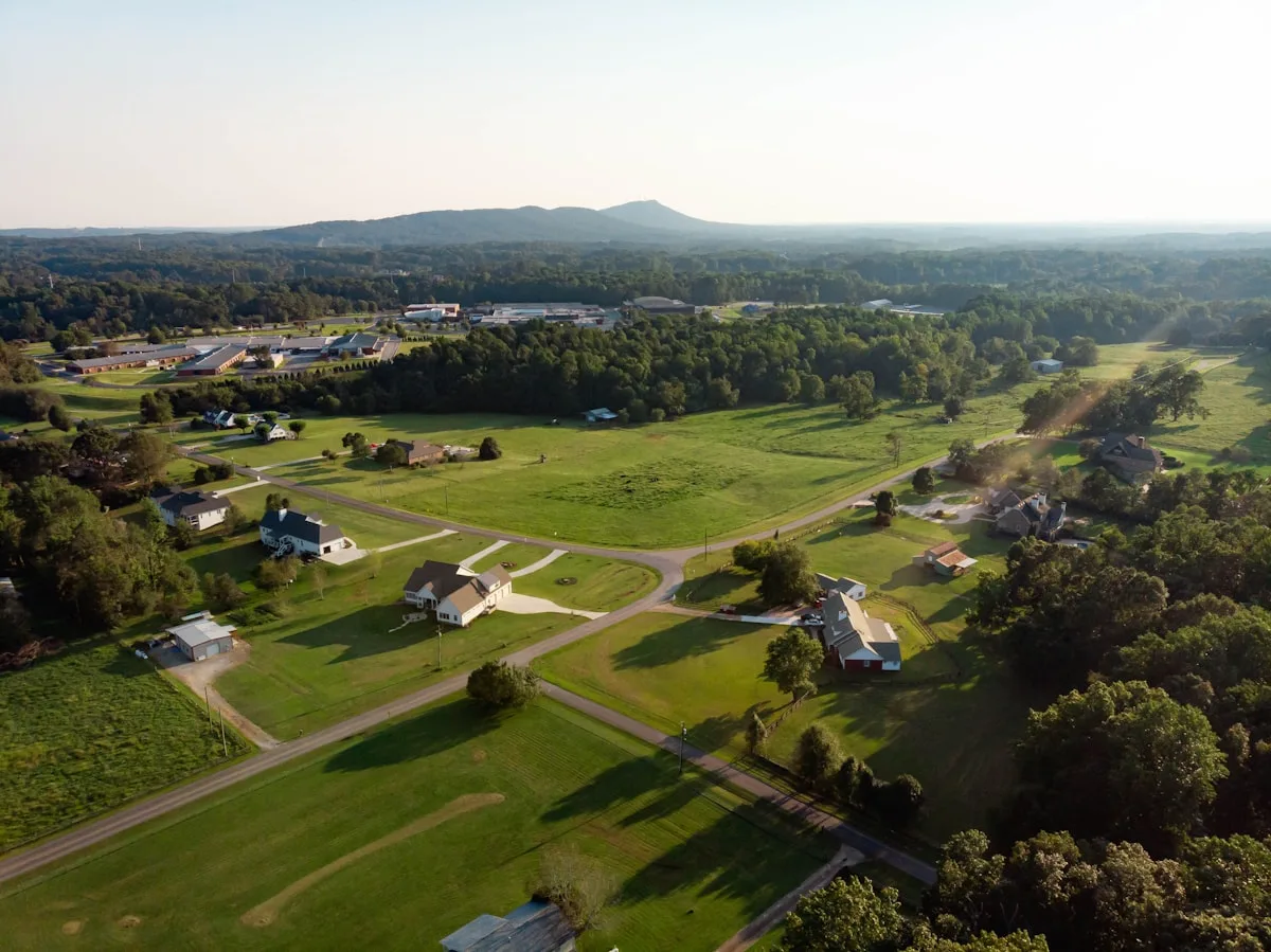 Rolling hills and homes near Crestwood Kentucky